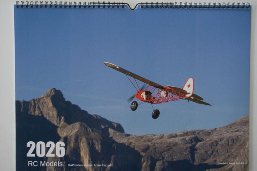 Fotowandkalender im A3-Format für 2026 mit Modellflugzeugen als Thema.