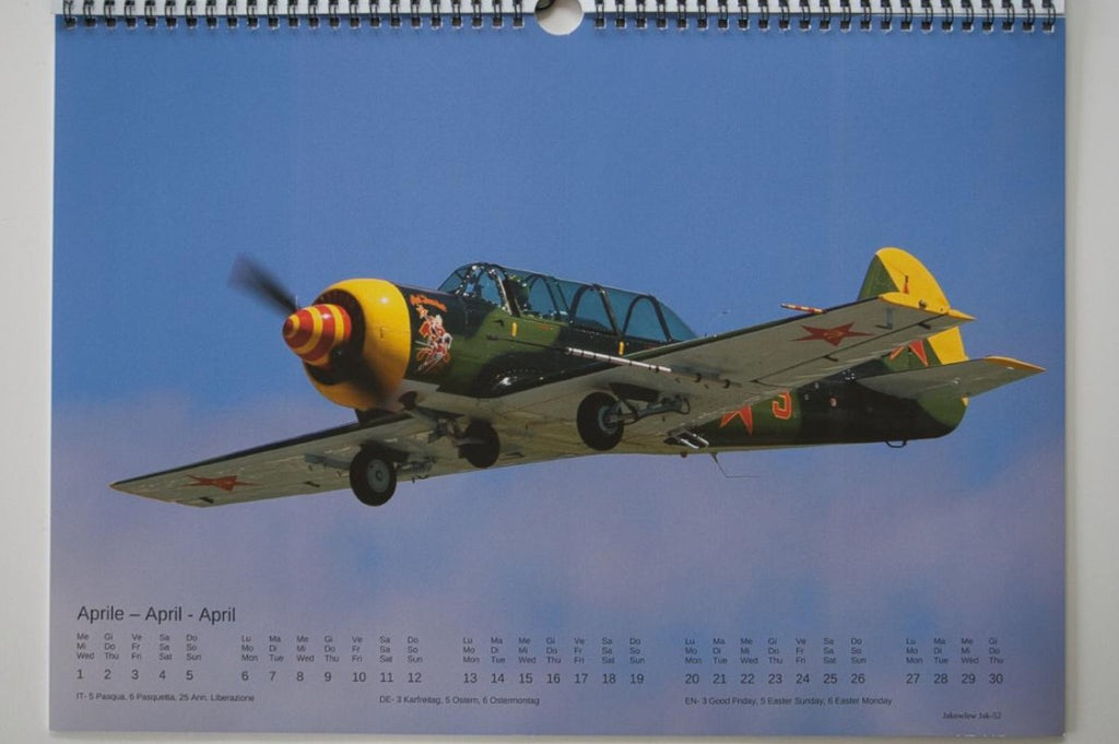 A3-Fotowandkalender 2026 mit Warbirds-Thema