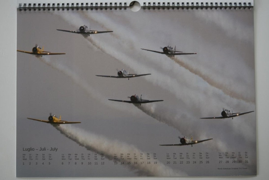 A3-Fotowandkalender 2026 mit Warbirds-Thema