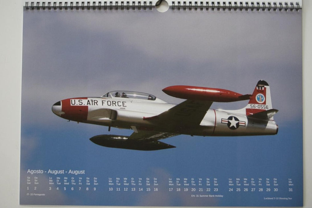 A3-Fotowandkalender 2026 mit Warbirds-Thema