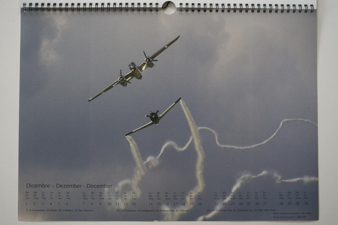 A3-Fotowandkalender 2026 mit Warbirds-Thema
